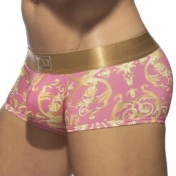 Boxer Court Golden Versailles Rose