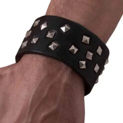 Bracelet En Cuir Kama Studboy Noir