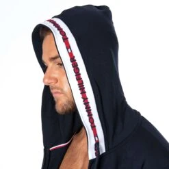 Veste à Capuche Logo Tape Bleu Marine 13 Veste à Capuche Logo Tape Bleu Marine -Boutique De Sous-vêtements veste a capuche logo tape bleu marine tommy hilfiger 5